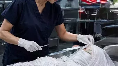 العروسه المحجبه
